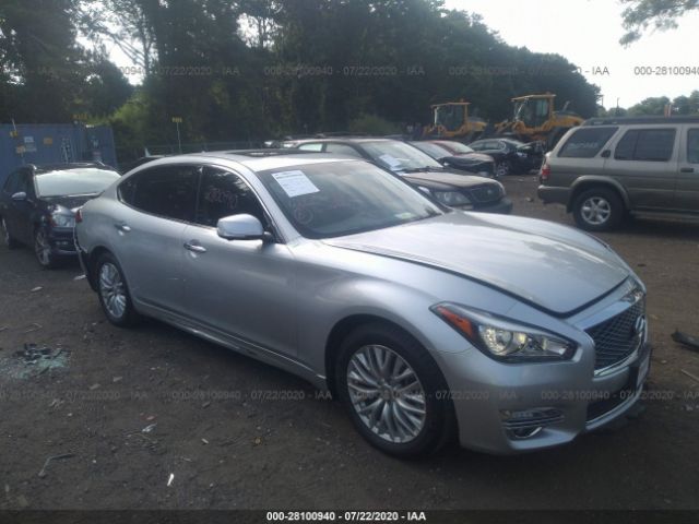 Salvage Car Infiniti Q70l 16 Silver For Sale In Medford Ny Online Auction Jn1by1pp5gm