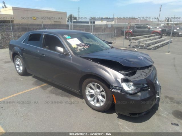 2019 CHRYSLER 300