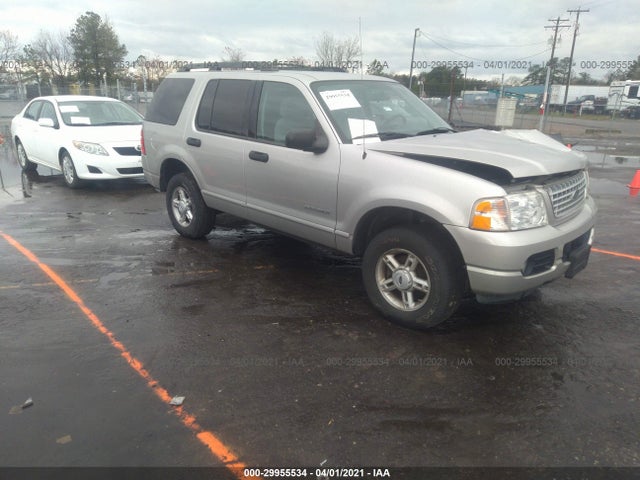 Salvage Car Ford Explorer 05 Silver For Sale In Ashland Va Online Auction 1fmzu73k95uc