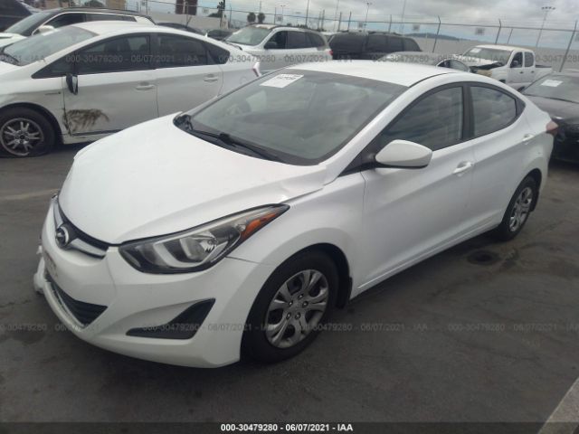 Salvage Car Hyundai Elantra 2016 White For Sale In Wilmington Ca Online Auction 5npdh4ae5gh776181