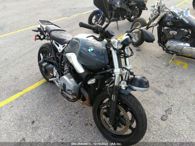 BMW R NINE T