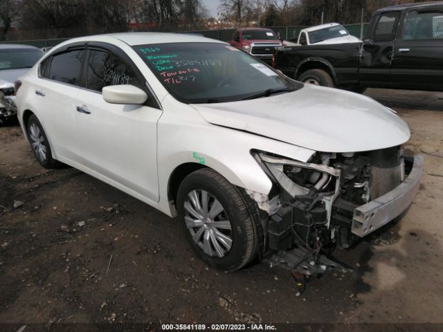  Salvage Nissan Altima