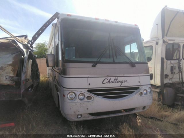 Global Auto Auctions: 2001 WORKHORSE CUSTOM CHASSIS MOTORHOME CHASSIS