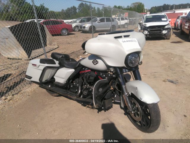 HARLEY-DAVIDSON FLHXSE