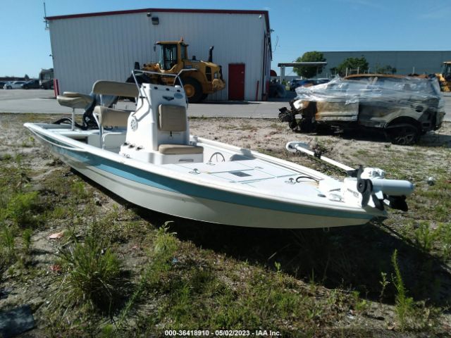 AB AVID 19 FS BOAT