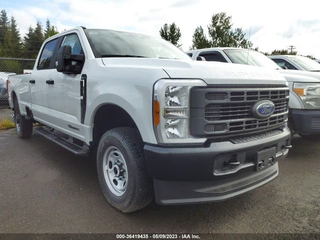 FORD SUPER DUTY F-350 SRW