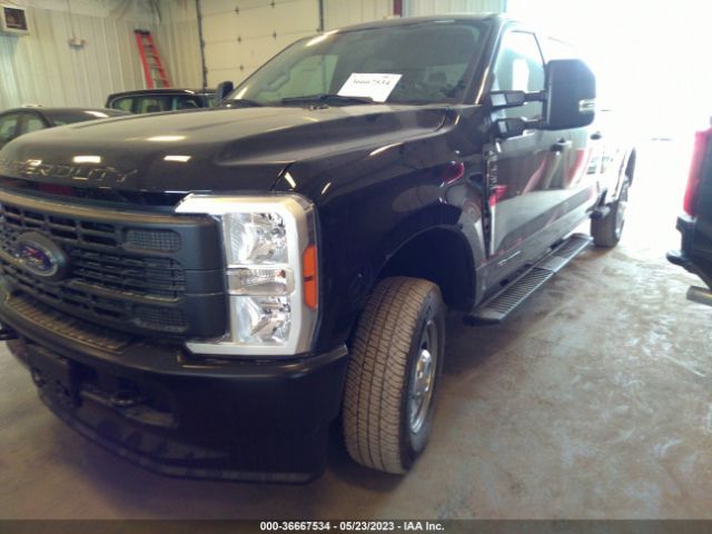 FORD SUPER DUTY F-350 SRW