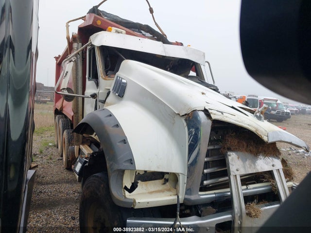 2017 MACK GRANITE | Incomplete Chassis