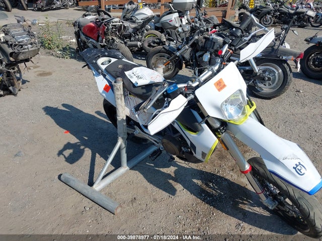 Global Auto Auctions: 2020 HUSQVARNA 