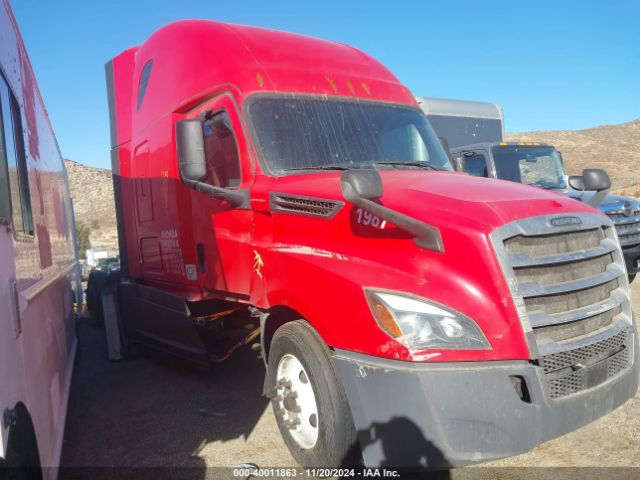  Salvage Freightliner New Cascadia 126