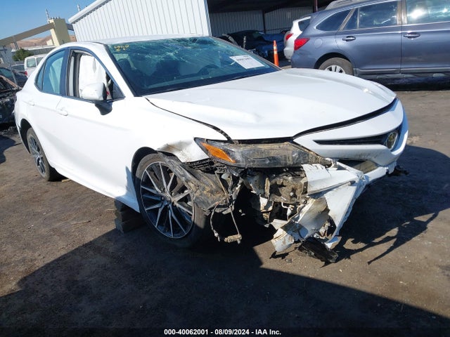 2022 TOYOTA CAMRY Sedan | 4T1T11AK0NU045872