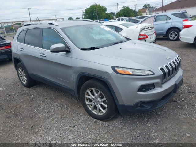  Salvage Jeep Cherokee