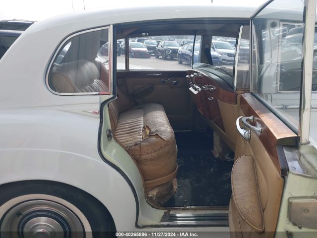 Global Auto Auctions