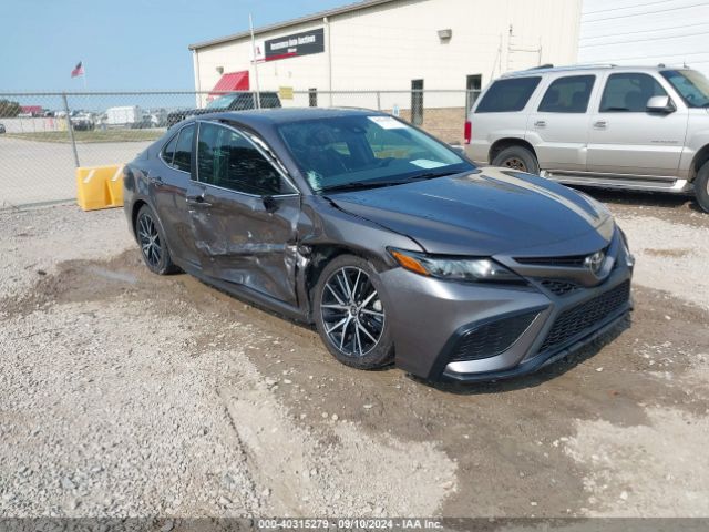  Salvage Toyota Camry