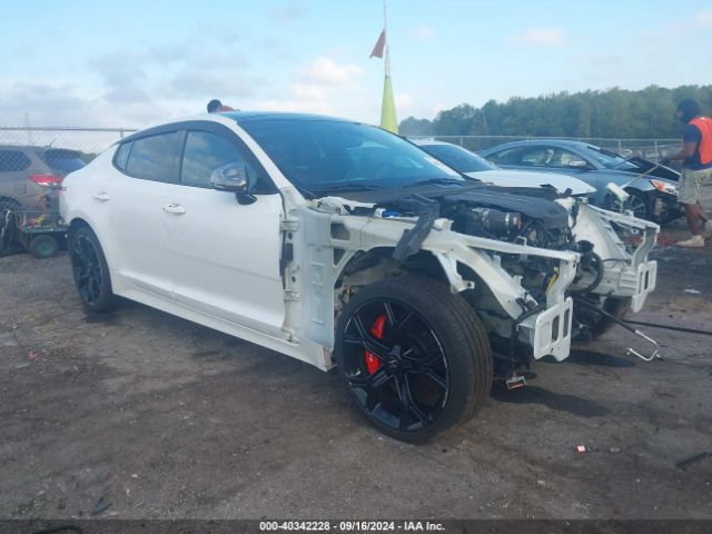  Salvage Kia Stinger