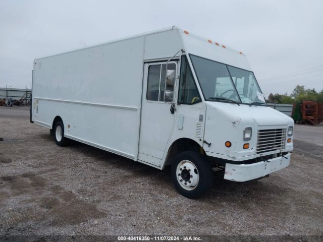  Salvage Freightliner Chassis