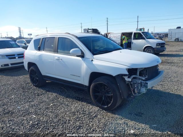  Salvage Jeep Compass