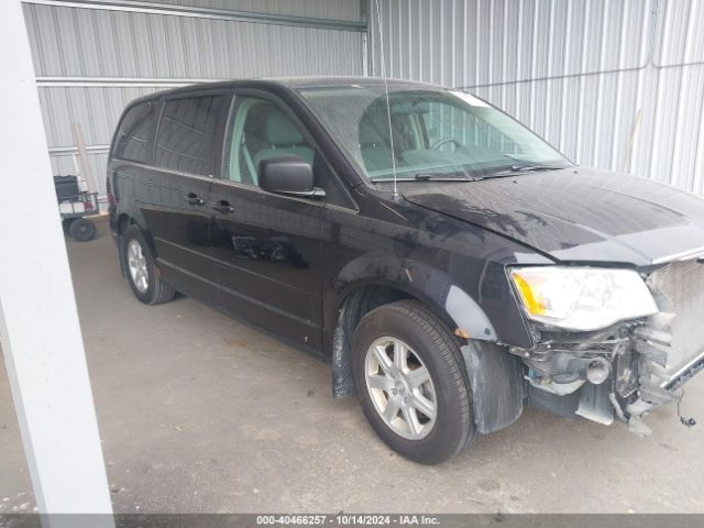  Salvage Chrysler Town & Country