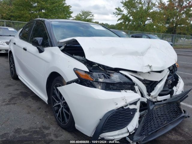  Salvage Toyota Camry