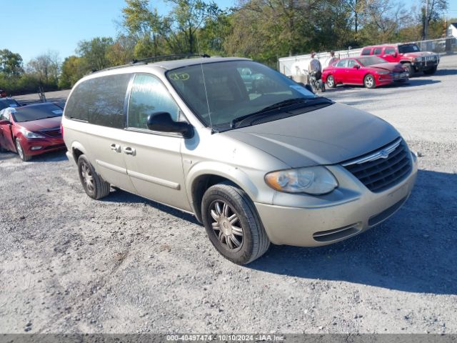  Salvage Chrysler Town & Country