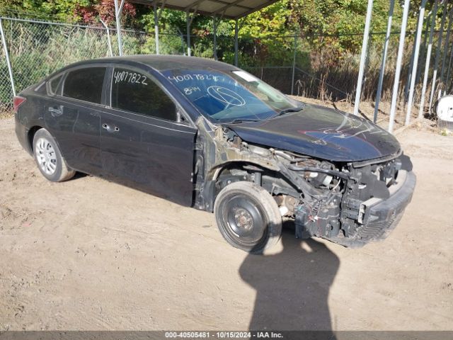  Salvage Nissan Altima