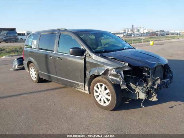  Salvage Chrysler Town & Country