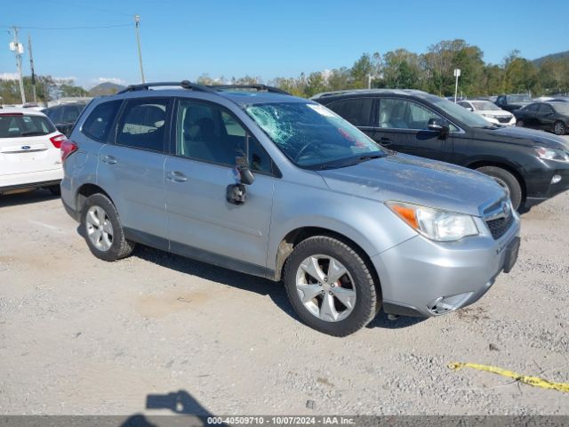  Salvage Subaru Forester