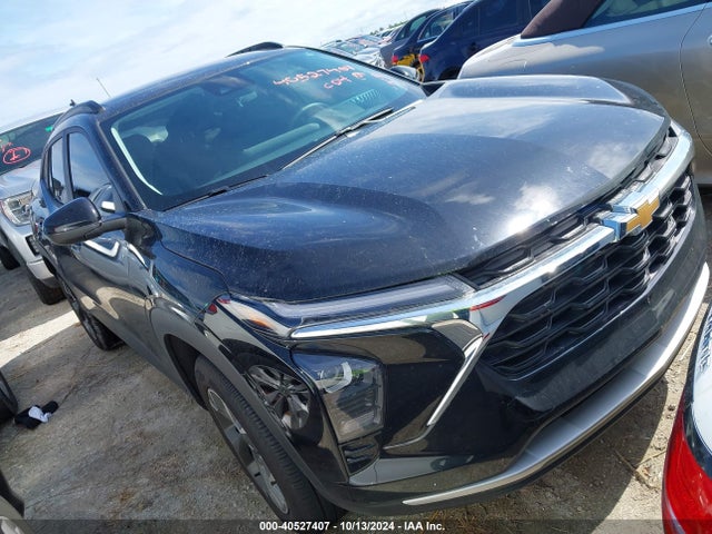 Global Auto Auctions: 2025 CHEVROLET TRAX