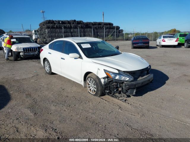  Salvage Nissan Altima