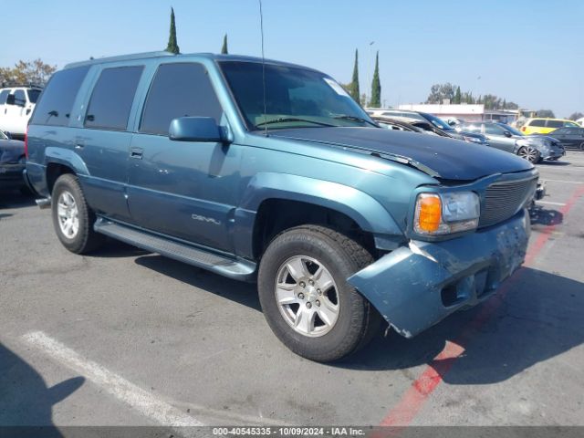  Salvage GMC Yukon