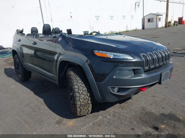  Salvage Jeep Cherokee