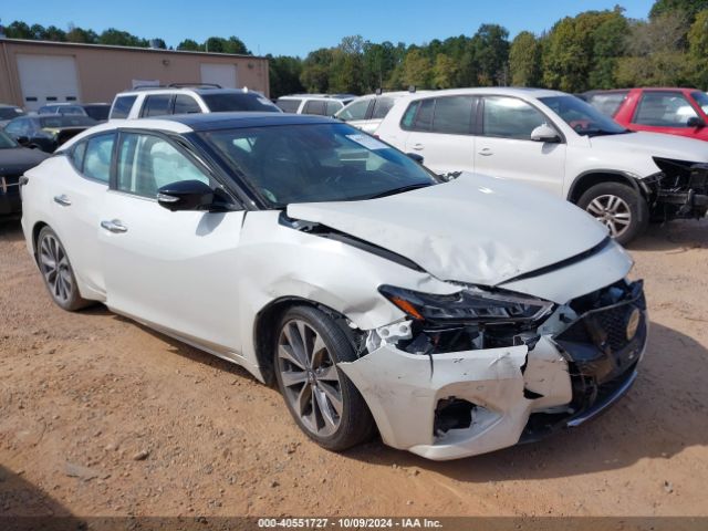  Salvage Nissan Maxima