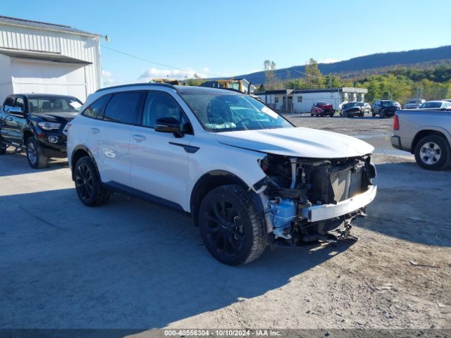  Salvage Kia Sorento