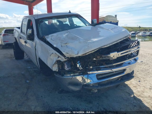  Salvage Chevrolet Silverado 2500