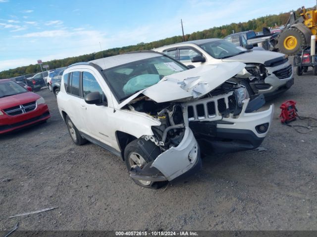  Salvage Jeep Compass