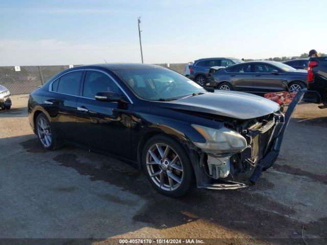  Salvage Nissan Maxima