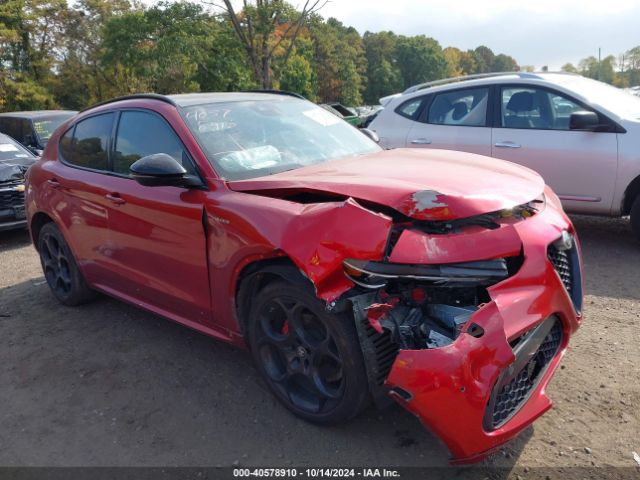  Salvage Alfa Romeo Stelvio