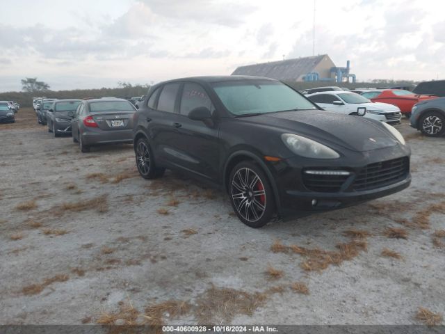  Salvage Porsche Cayenne