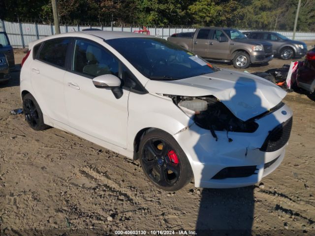  Salvage Ford Fiesta