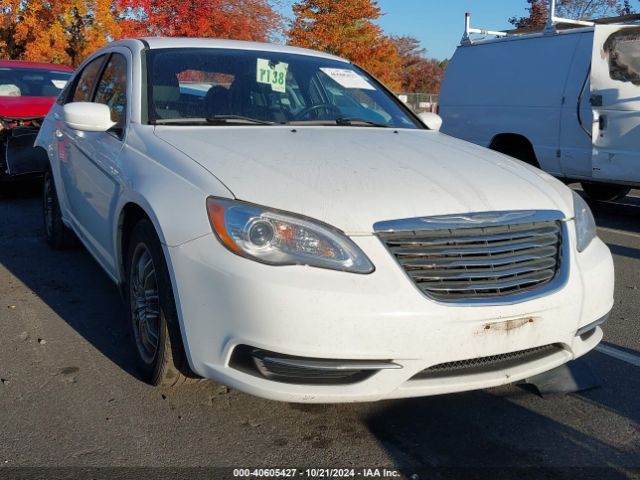  Salvage Chrysler 200