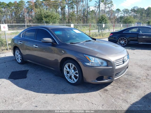  Salvage Nissan Maxima