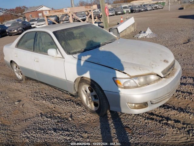  Salvage Lexus Es