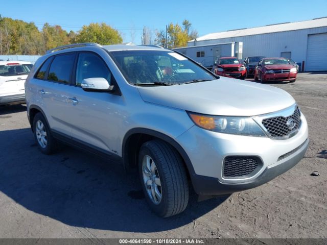  Salvage Kia Sorento