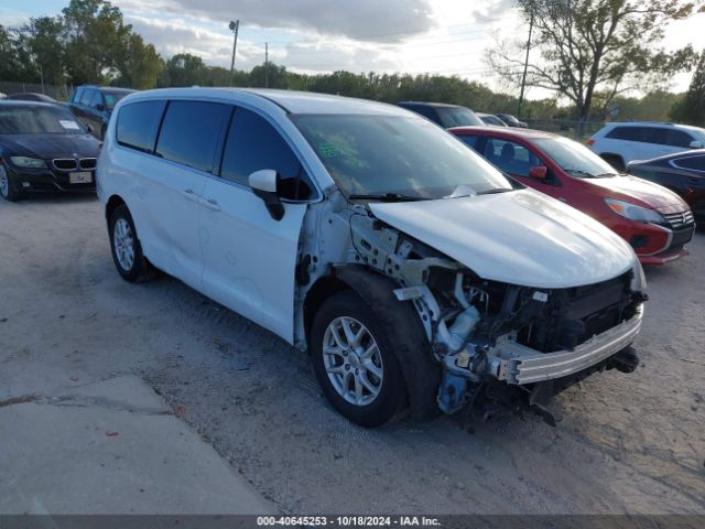  Salvage Chrysler Pacifica