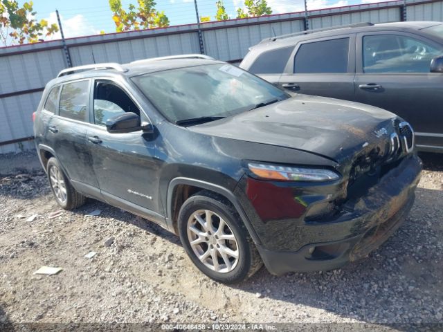  Salvage Jeep Cherokee