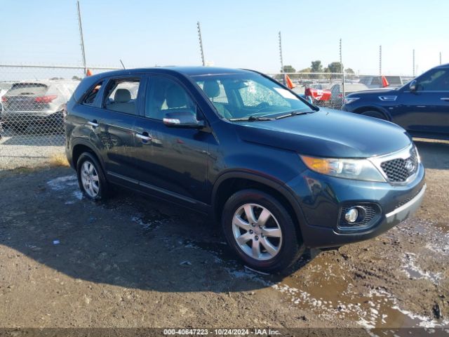  Salvage Kia Sorento