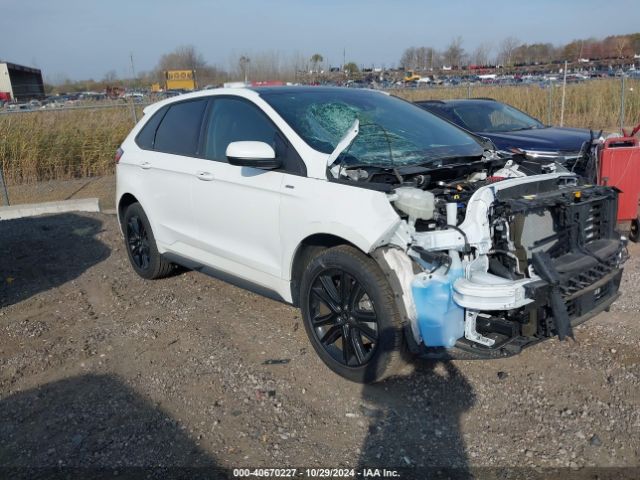  Salvage Ford Edge