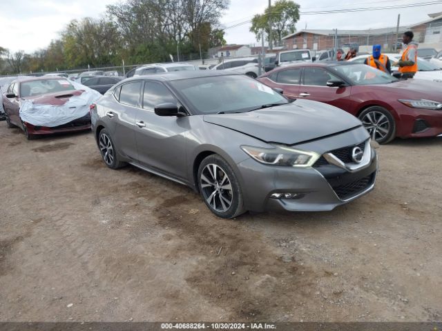  Salvage Nissan Maxima