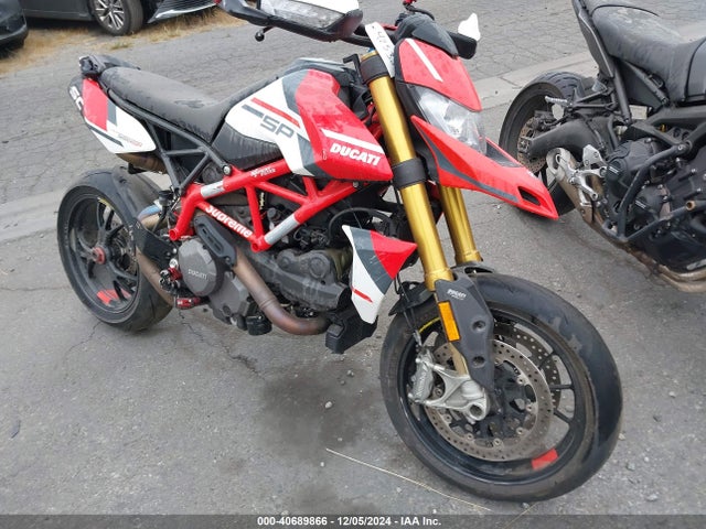 Global Auto Auctions: 2022 DUCATI HYPERMOTARD