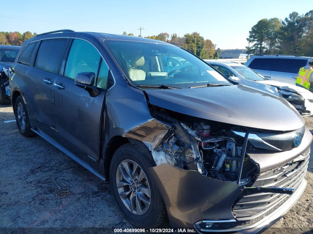 2021 TOYOTA SIENNA Passenger Van | 5TDYRKEC6MS024331